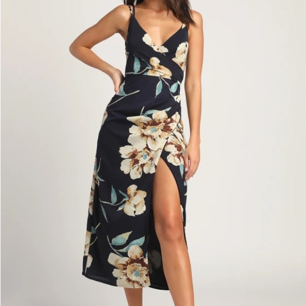 Lulus Draw You Close Navy Blue Floral Sleeveless Surplice Midi Dress